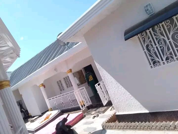 appartement de deux chambres salon douche - Photo 3